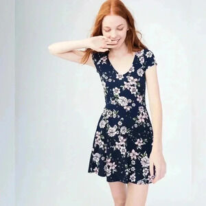 Aeropostale Floral V-Neck Laced-Back Fit & Flare Dress Size S